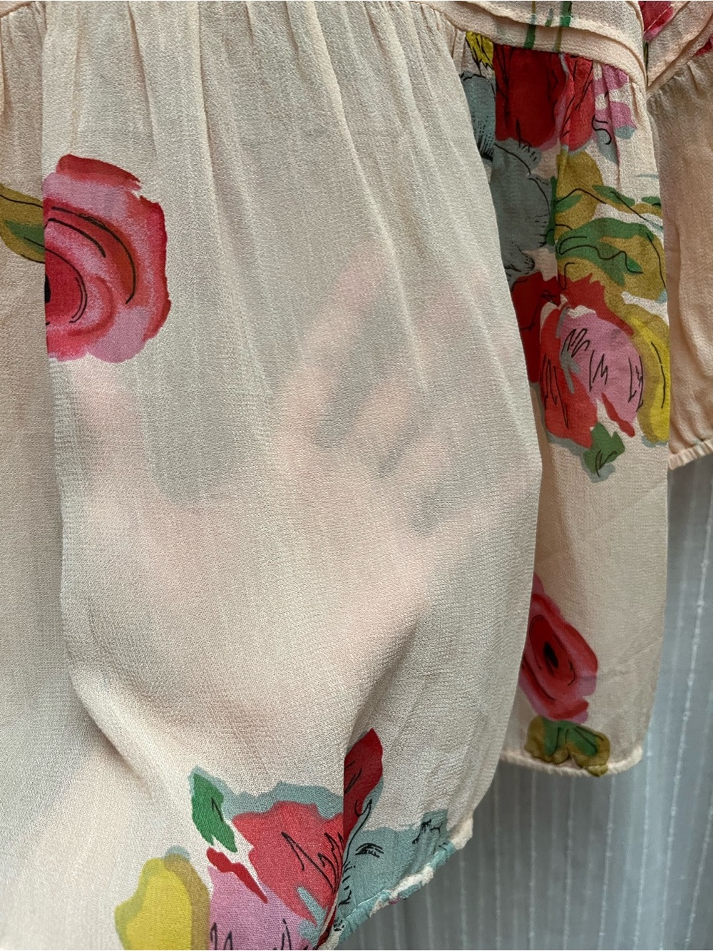 Anthropologie One Fine Day Peach Floral Pintuck Sheer Blouse Top Size S - Picture 8 of 8
